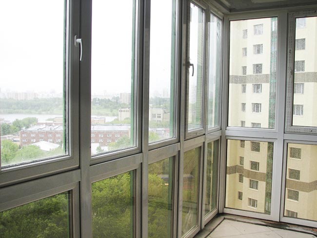 Ремонт застекленных балконов и лоджий в Голицыно и области Голицыно