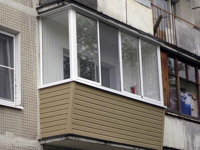 Сколько стоит застеклить балкон 3 метра по цене от производителя Голицыно